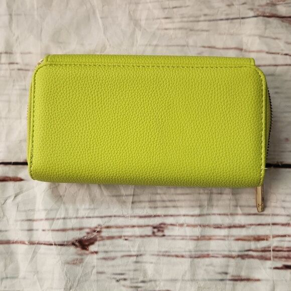 Halston Lime Green Double Zip Leather Wallet NWOT - Picture 2 of 6